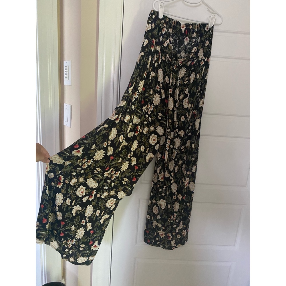 Flowy pants with tie front